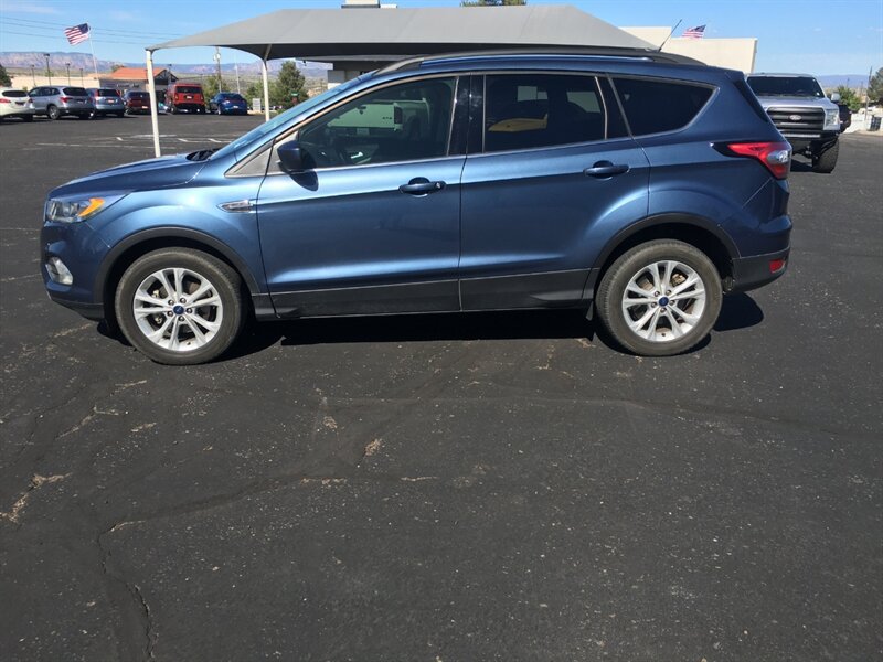 Used 2018 Ford Escape SEL FWD image 6