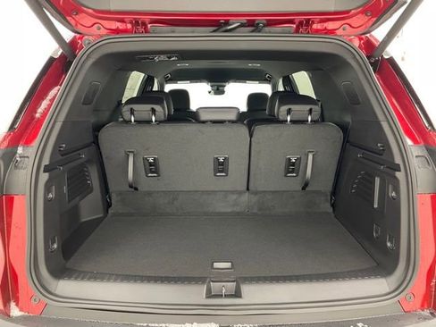 New 2026 Chevrolet Traverse LT w/ Midnight/Sport Edition image 12