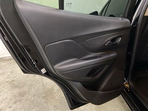 Used 2018 Buick Encore Preferred image 19