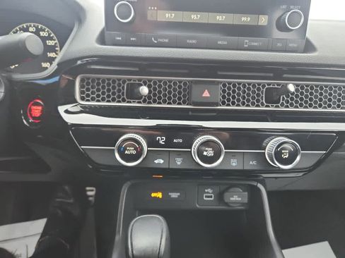 Used 2022 Honda Civic Sport image 16