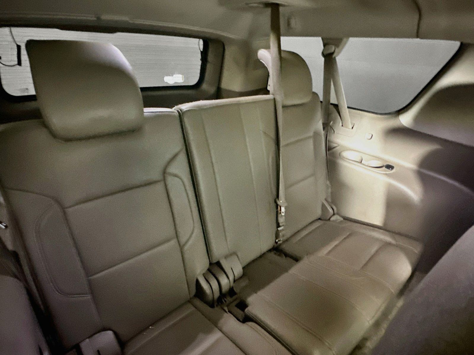 Used 2015 Chevrolet Suburban LTZ w/ Texas Edition RWD image 28