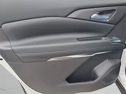 New 2026 Chevrolet Traverse LT w/ Midnight/Sport Edition image 18