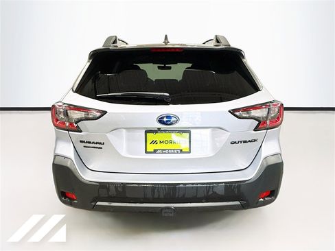 Used 2023 Subaru Outback Onyx Edition image 6