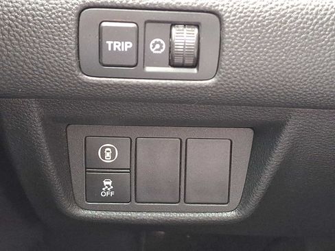 Used 2019 Honda Accord LX image 25