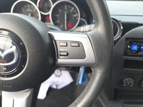Used 2008 MAZDA MX-5 Miata Sport w/ Convenience Pkg image 23