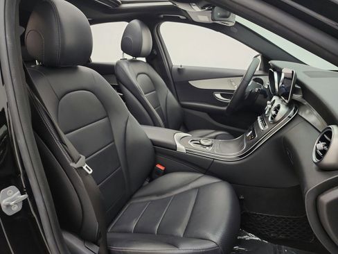 Used 2019 Mercedes-Benz C 300 Sedan image 24
