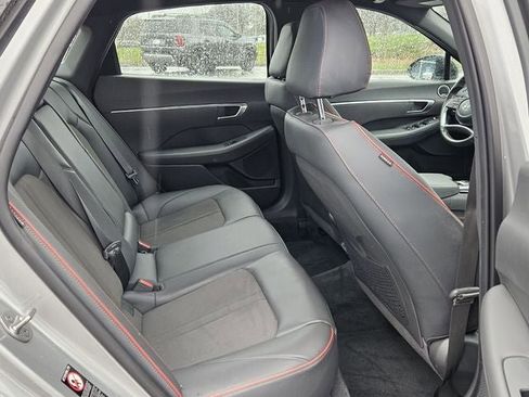 Used 2023 Hyundai Sonata SEL Plus image 15