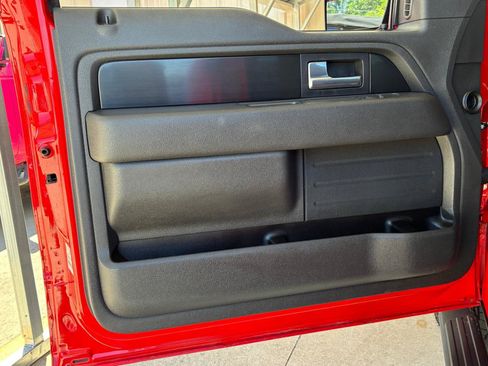 Used 2014 Ford F150 FX4 w/ FX Appearance Package AWD/4WD image 9
