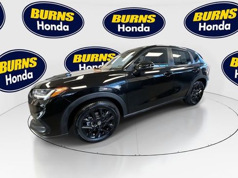 Certified 2025 Honda HR-V Sport image 1