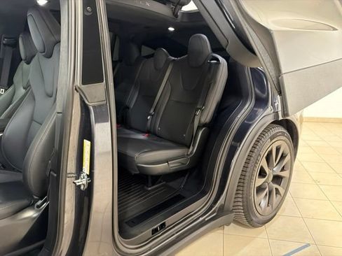 Used 2024 Tesla Model X AWD/4WD image 21