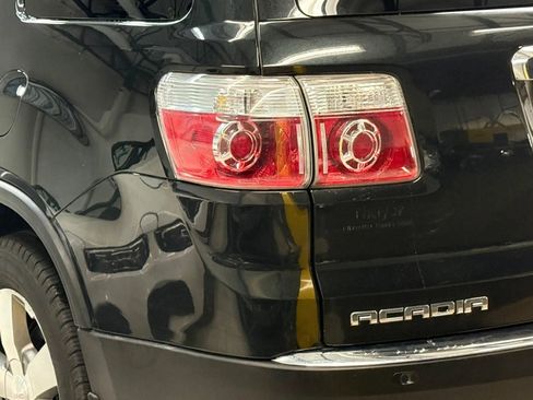 Used 2012 GMC Acadia SLT w/ LPO, 'HIT The Road' Package image 12