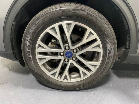 Used 2021 Ford Escape SEL image 14