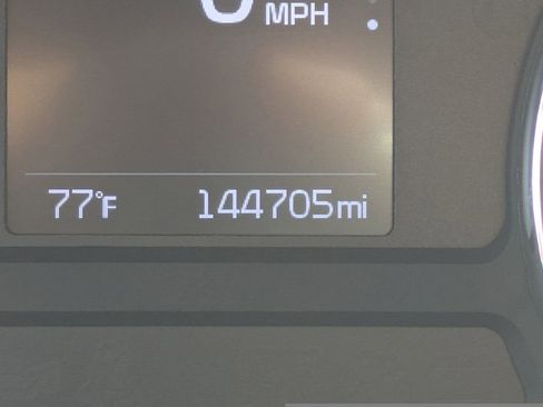 Used 2018 Kia Forte S image 28