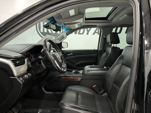 Used 2019 GMC Yukon SLT w/ Premium Edition AWD/4WD image 13