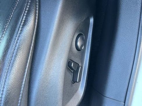 Used 2022 Jeep Compass Limited image 16