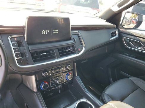 Used 2023 Chevrolet Tahoe Z71 w/ Luxury Package image 25