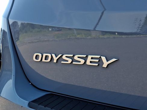 Used 2023 Honda Odyssey Touring image 32