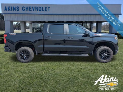 Used 2022 Chevrolet Silverado 1500 LT Trail Boss AWD/4WD image 3