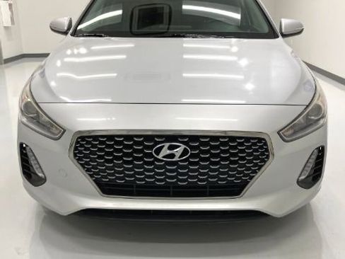 Used 2019 Hyundai Elantra GT w/ Style Package 02 FWD image 11