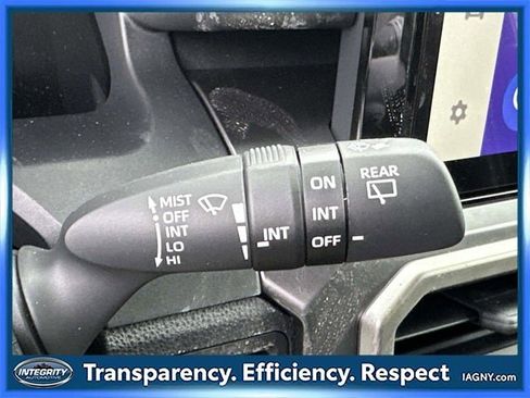 Used 2025 Toyota 4Runner TRD Off-Road image 38