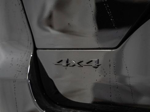 New 2025 Jeep Grand Cherokee Altitude image 8