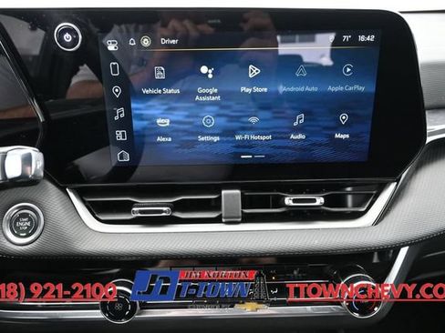 Used 2025 Chevrolet Equinox LT FWD image 38