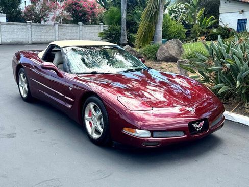 Used 2003 Chevrolet Corvette Convertible w/ Preferred Equipment Group1 image 12