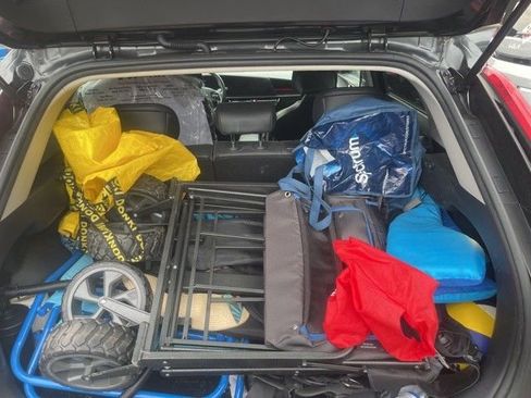 Used 2023 Kia Niro EX image 9