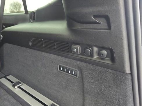 Used 2023 Jeep Grand Wagoneer L Series III image 14