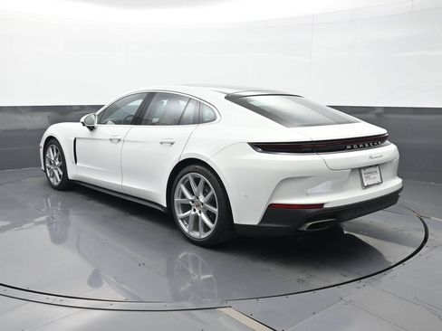 Certified 2026 Porsche Panamera w/ Premium Package RWD image 3
