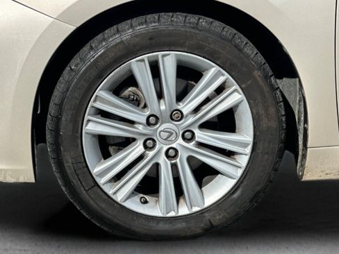 Used 2015 Lexus ES 350 w/ Premium Package FWD image 23