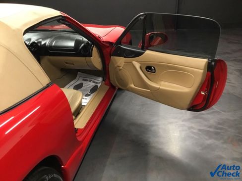 Used 2002 MAZDA MX-5 Miata LS image 40