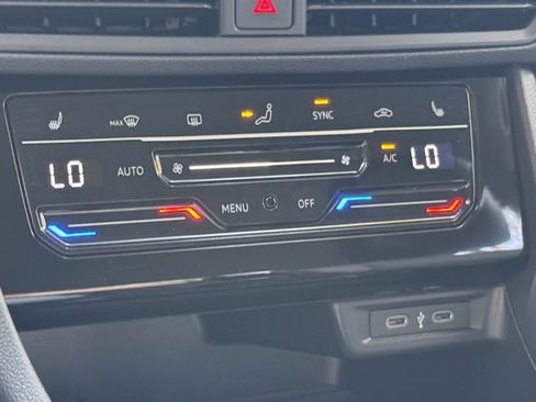 New 2025 Volkswagen Jetta SE image 25