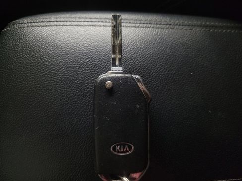Used 2021 Kia Sportage LX FWD image 32