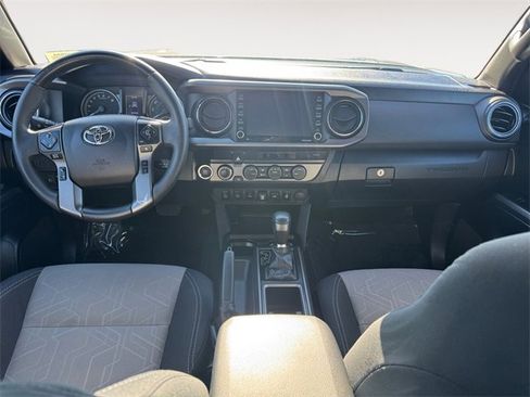 Used 2021 Toyota Tacoma TRD Off-Road w/ Technology Package image 10