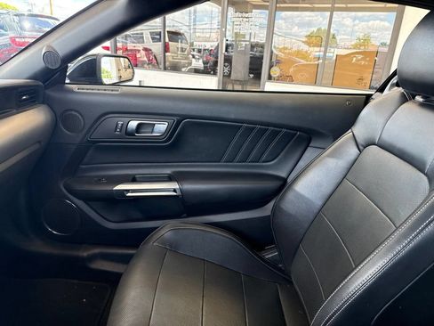 Used 2019 Ford Mustang Premium RWD image 22