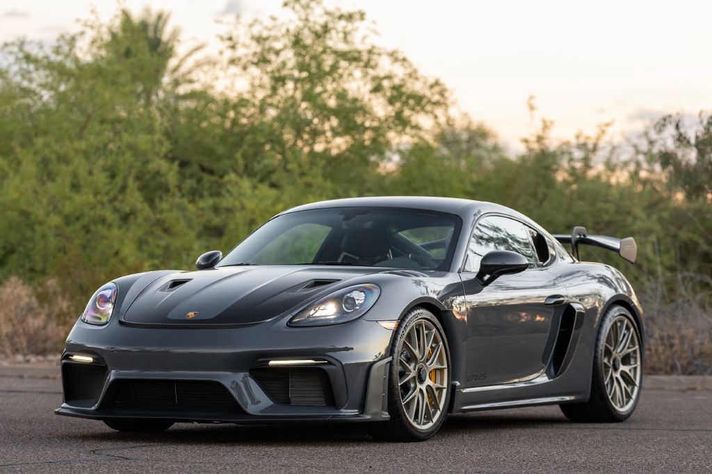 Used 2023 Porsche 718 Cayman GT4 RS RWD image 5