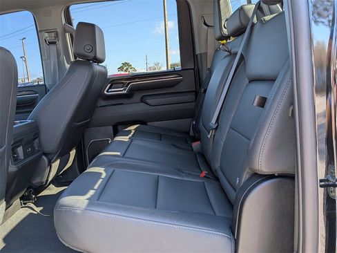 Used 2025 Chevrolet Silverado 2500 LT w/ Trail Boss Package image 15