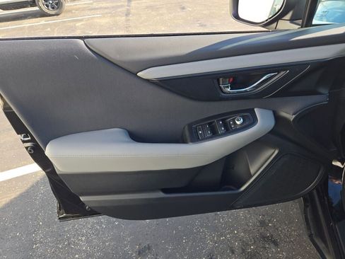 Certified 2025 Subaru Outback Premium w/ Popular Package #1A image 18