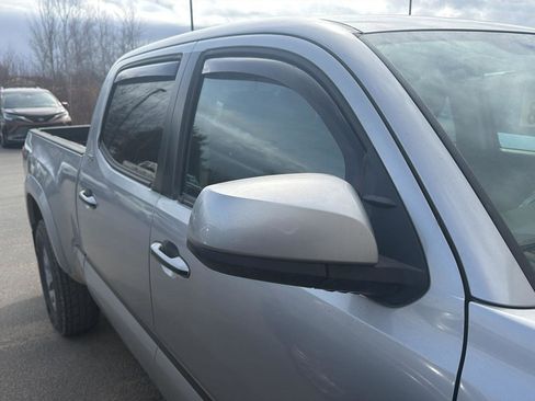 Used 2019 Toyota Tacoma SR5 image 5