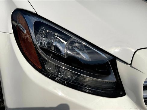 Used 2015 Mercedes-Benz C 300 4MATIC Sedan image 31