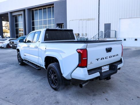 Used 2024 Toyota Tacoma SR5 image 8