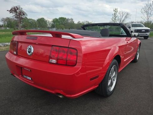 Used 2006 Ford Mustang GT image 11