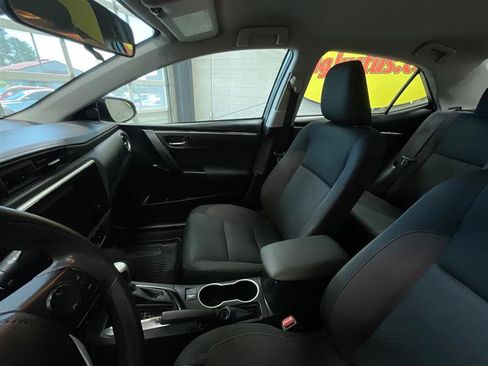 Used 2019 Toyota Corolla LE FWD image 11