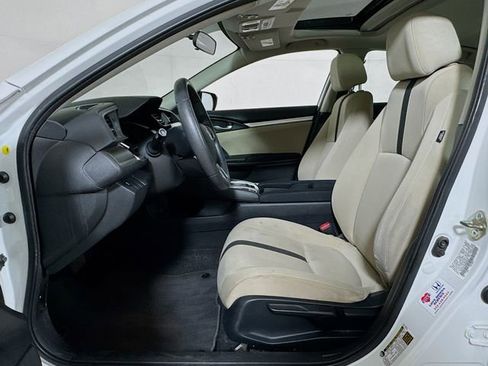 Used 2018 Honda Civic EX image 18