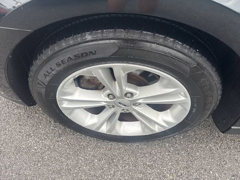 Used 2014 Ford Taurus SEL w/ Equipment Group 201A AWD/4WD image 10