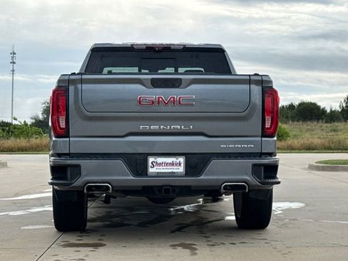 Used 2020 GMC Sierra 1500 Denali w/ Denali Ultimate Package AWD/4WD image 8