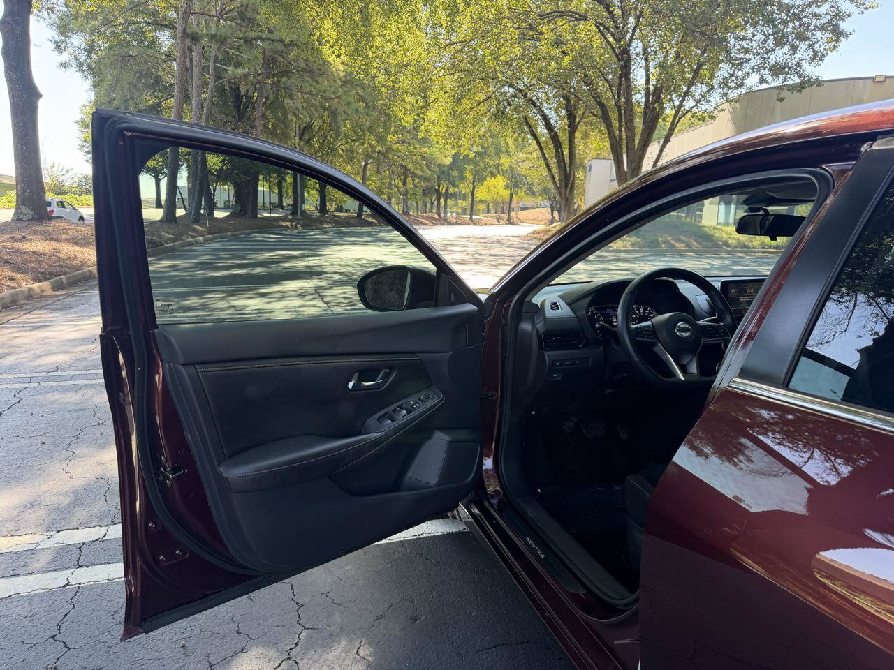 Used 2021 Nissan Sentra SV FWD image 9