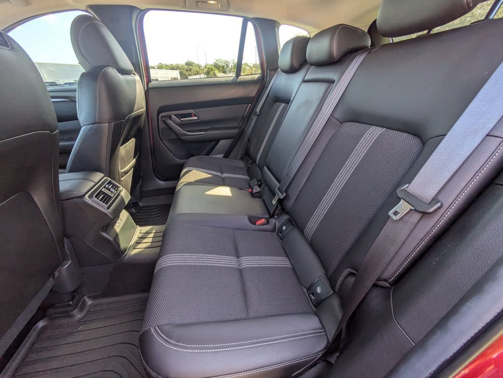 Used 2024 MAZDA CX-50 AWD 2.5 S w/ Premium Package image 13