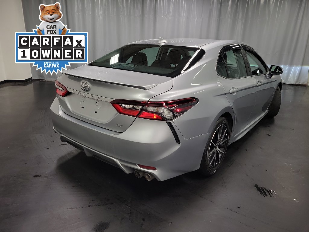 Used 2024 Toyota Camry SE w/ Convenience Package FWD image 8